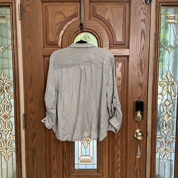 008 a.n.a Grey & White Striped Hi Low Top - Picture 4 of 8